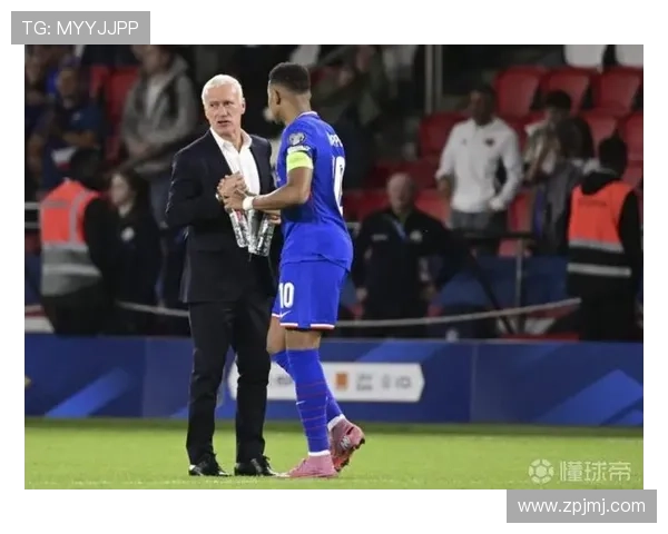 德尚谈姆巴佩落选法国名单:他的情况仍不明确,我们不会冒险 德尚谈姆巴佩落选法国名单:他的情况仍不明确,我们不会冒险